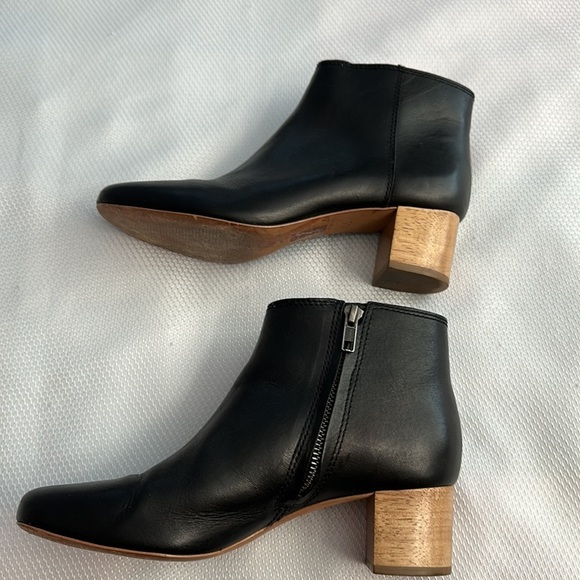 Madewell black leather booties boots - Picture 4 of 10